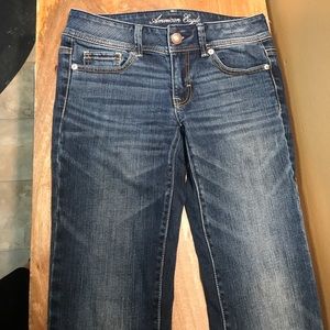 Women’s size 2 American Eagle Outfitters jeans